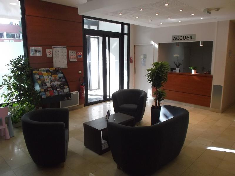 Sejours & Affaires Ferrand Park Republique Aparthotel