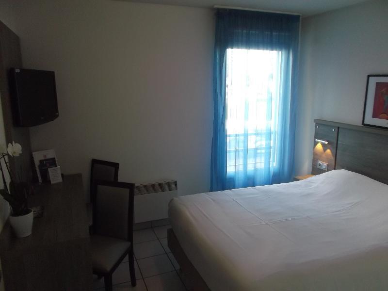 Aparthotel Sejours & Affaires Ferrand Park Republique 2*